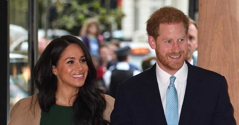 'Absolute Soulmates': Photographer Behind Meghan Markle & Prince Harry's Pregnancy Reveal Shares Photoshoot Details