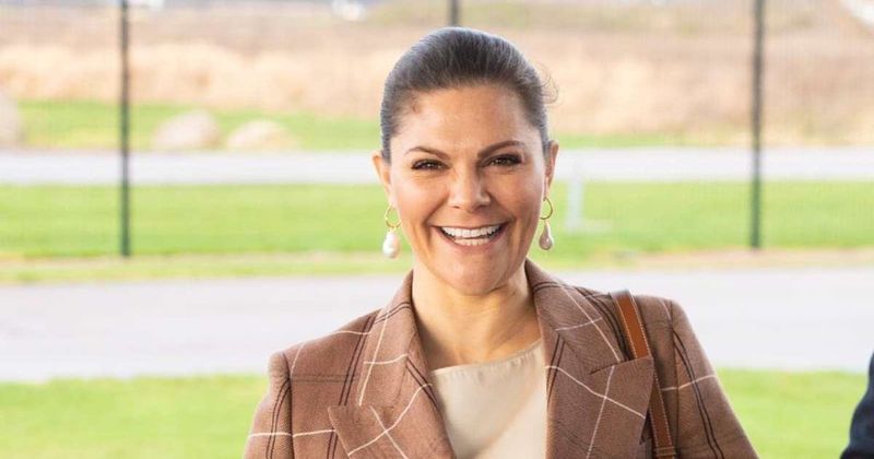 Watch: Princess Victoria Makes First Appearance Since COVID-19 Diagnosis To Kick Off The World Figure Skating Championships 