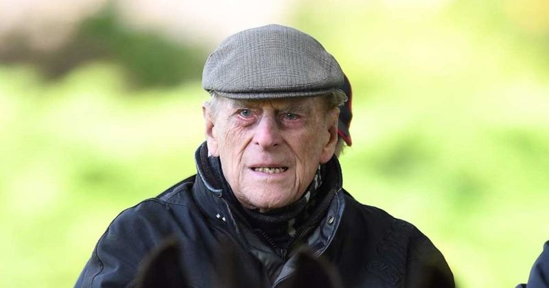 See How Buckingham Palace Paid Tribute To Prince Philip Following His Death: Photos