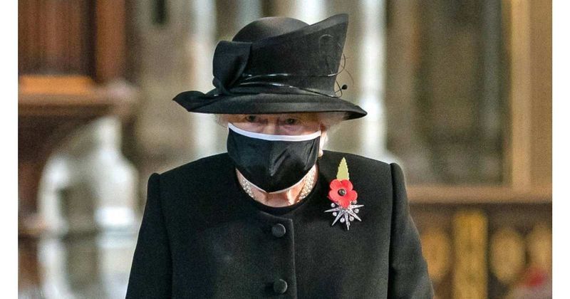 Queen Elizabeth Takes One Final Look At Prince Philip's Coffin Before Heading Into The Chapel — Watch The Touching Moment