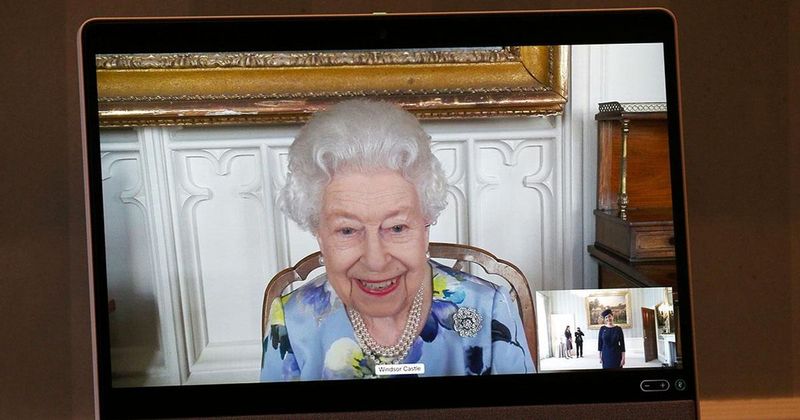 Back To Work! Queen Elizabeth Makes First Public Appearance Since Prince Philip's Funeral