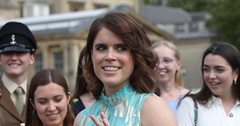 Princess Eugenie Posts New Photos From Her Pregnancy While Touring The Queen's Gallery In Buckingham Palace