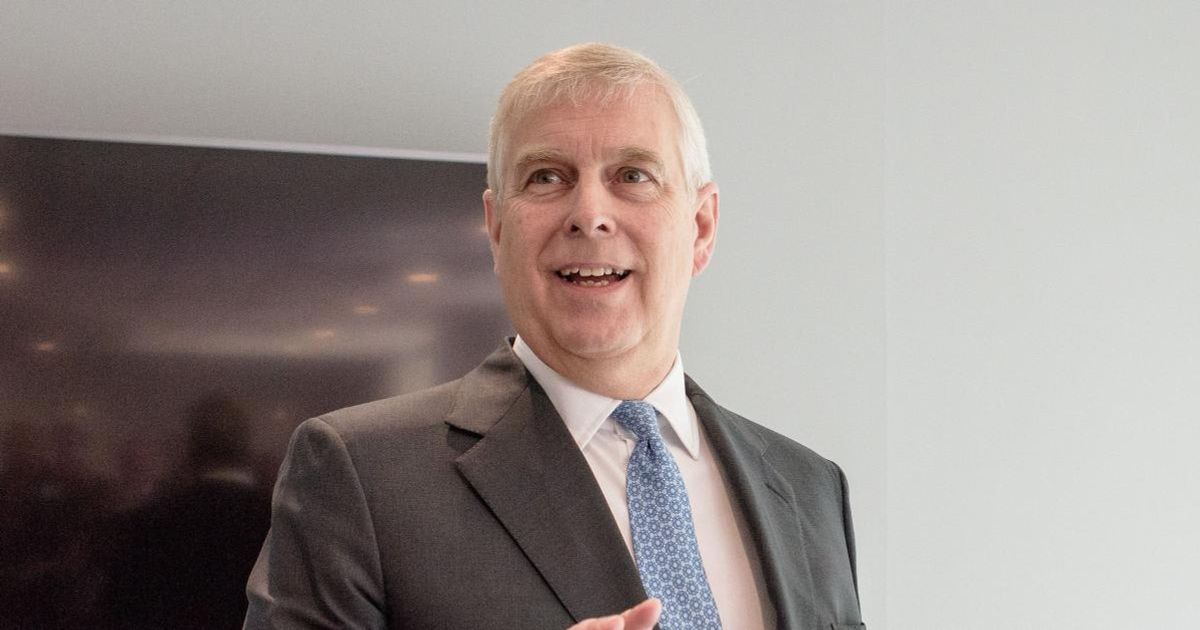 Palace Aides Mock Prince Andrew For Settling With Virginia Roberts, Source Claims