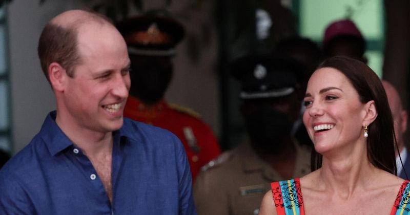 Kate Middleton & Prince William Take Rare Selfie With Jamaican Bobsleigh Team: 'What An Honor'