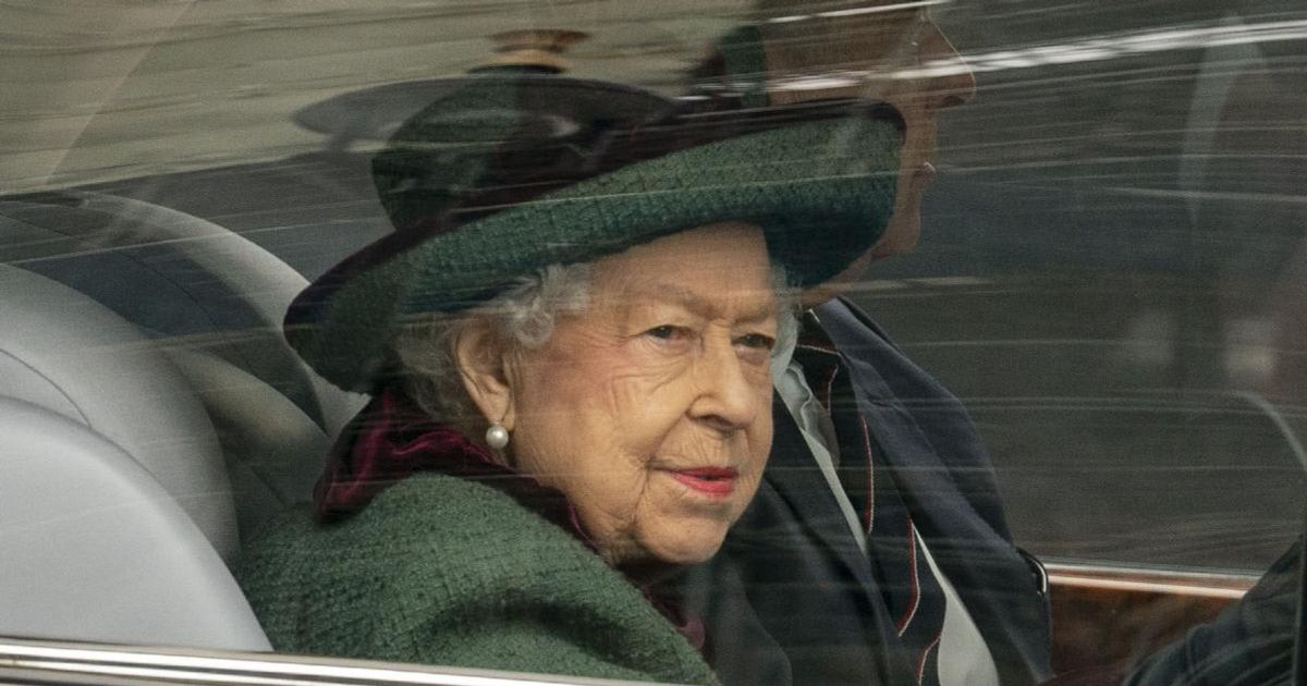 Queen Elizabeth's 'Decision To Have Prince Andrew By Her Side At Prince Philip's Memorial Was A Slap In The Face,' Journalist Fumes