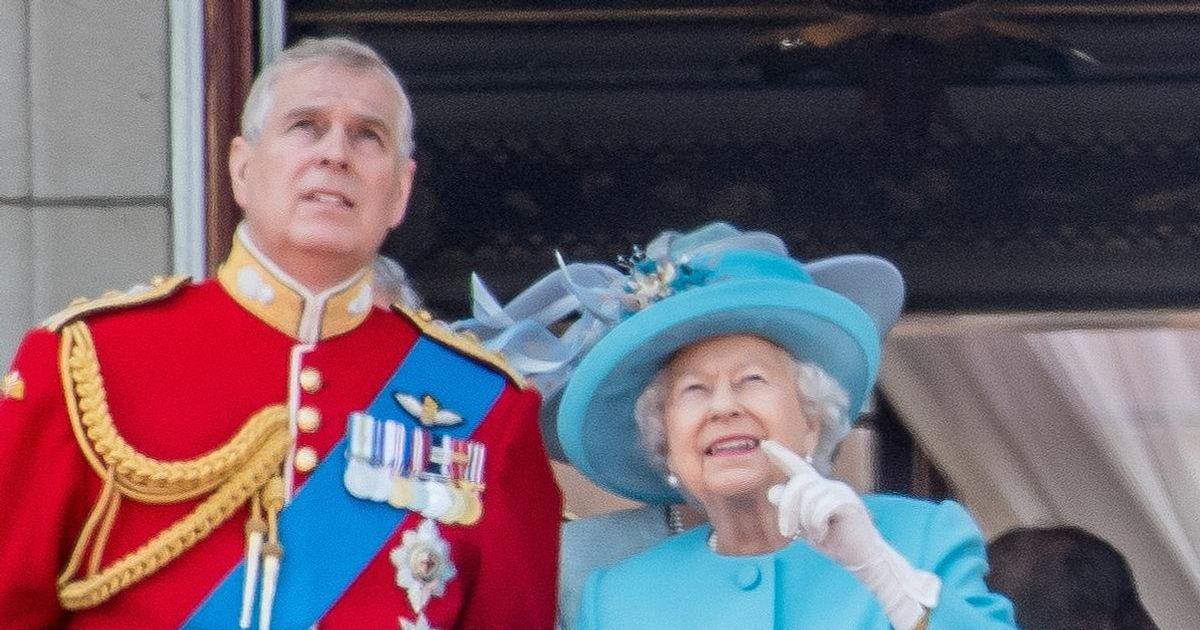 Prince Andrew 'Wants To Participate In The Platinum Jubilee,' Royal Insider Reveals: 'The Queen Knows What She Is Doing' 