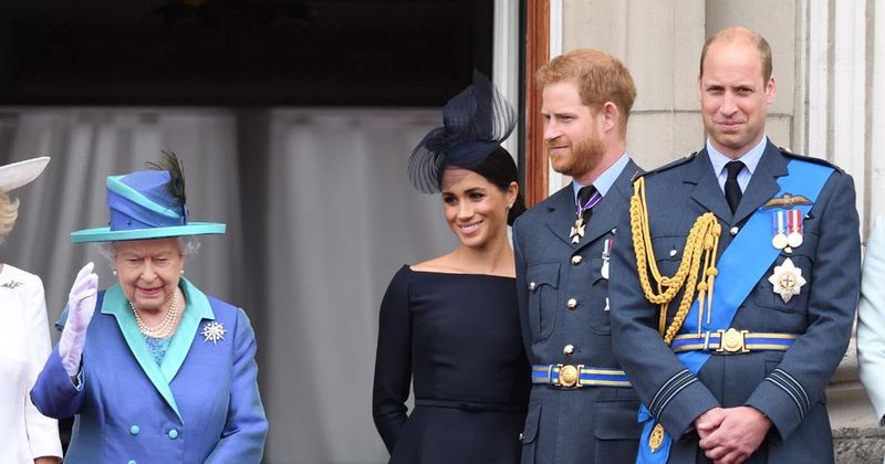 Netflix Wanted Meghan Markle & Prince Harry's Photo With The Queen & Lilibet, Expert Claims, 'Bosses Aren't Pleased' With The Couple