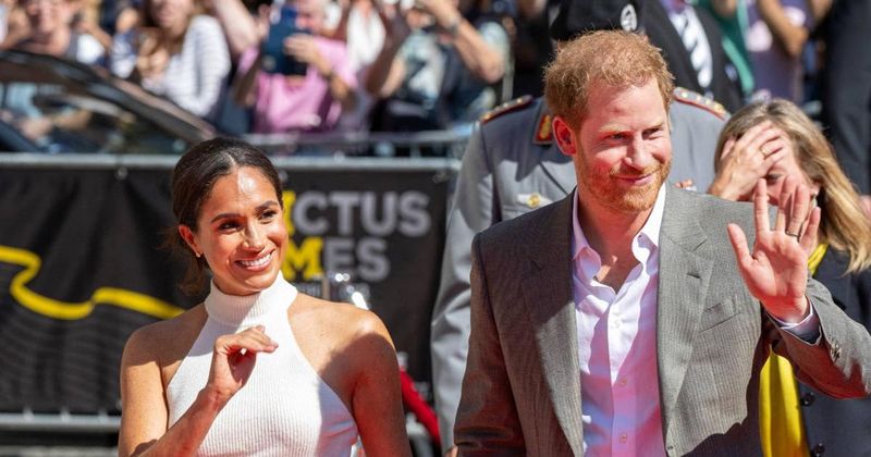 Meghan Markle & Prince Harry Hint They Won't Return To Royal Fold In Archewell Foundation Statement 