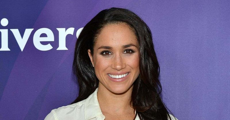 Awkward! Clip Of Meghan Markle Curtsying In 'Suits' Goes Viral After She Claims She Didn't Know What To Do When Meeting Queen Elizabeth