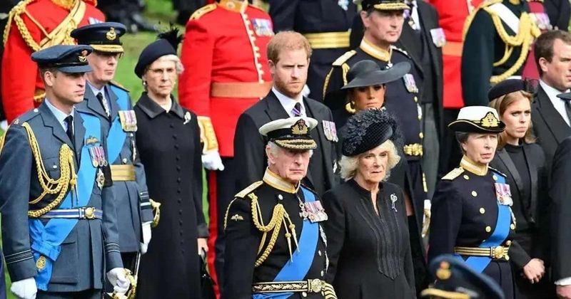 Royal Family Setting Up 'War Room' At Buckingham Palace To Combat 'Potential Fallout' From Prince Harry's New Memoir 'Spare'
