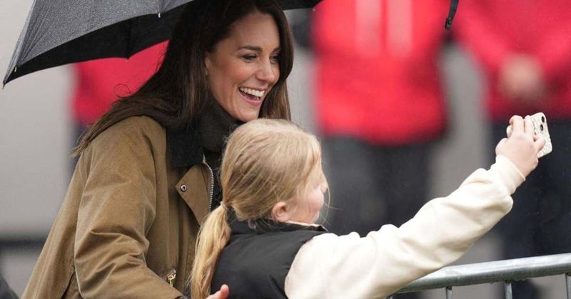 Kate Middleton’s Friends Were in 'Shock' After Learning About Princess’ Cancer Diagnosis 