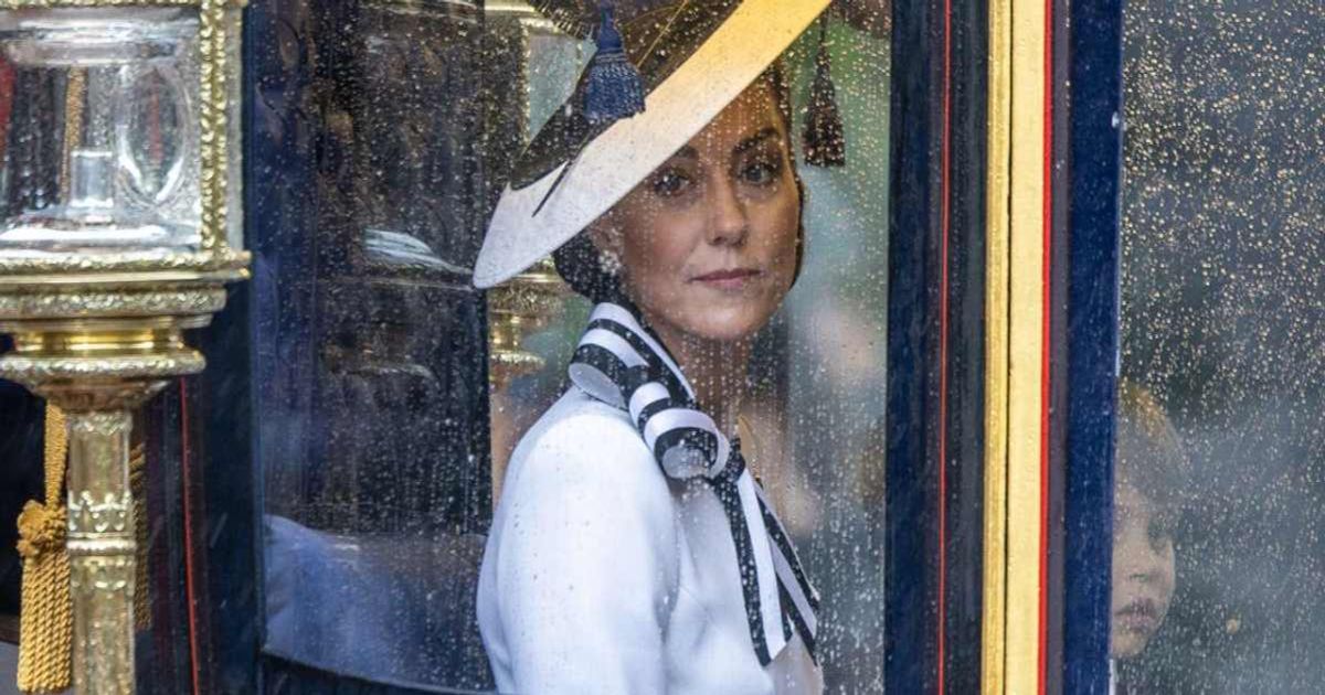 Inside Kate Middleton's Crown Crisis: Princess of Wales' Continued Absence Showcases a 'Terribly Hard Time' for the Monarchy