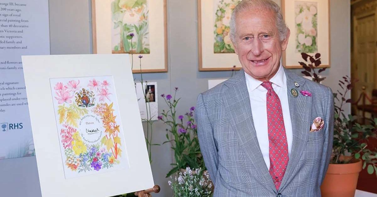 King Charles poses next to his new Royal Signature made by botanical artist Gillian Barlow. (Cover Image Source: RHS | Oliver Dixon)