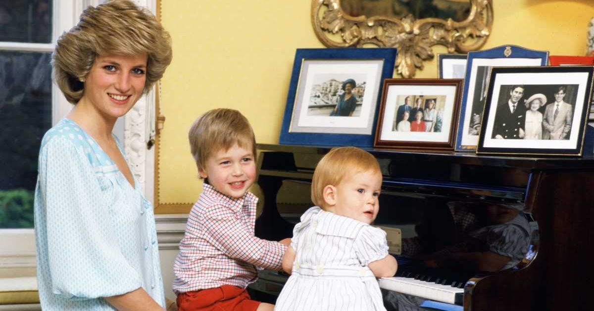 Diana, Princess of Wales, with her sons, Prince William and Prince Harry, at the piano in Kensington Palace. (Cover Image Source: Getty Images | Tim Graham )