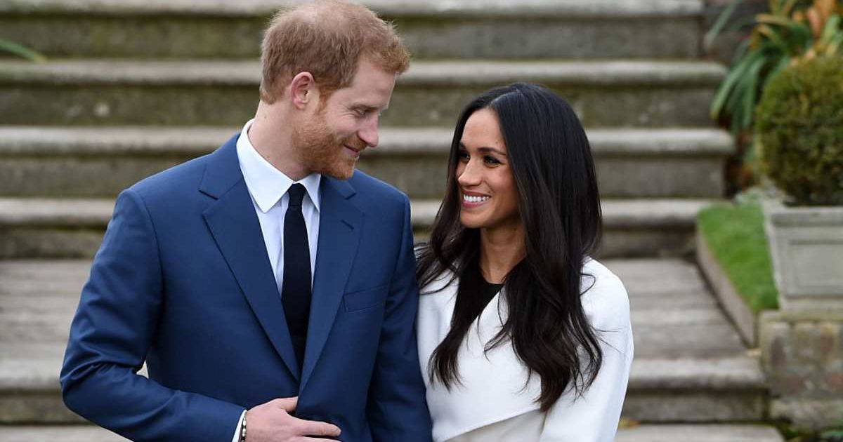 Meghan Markle and Prince Harry smile at their engagement photocall. (Cover Image Source: Getty Images| Justin Goff Photos)