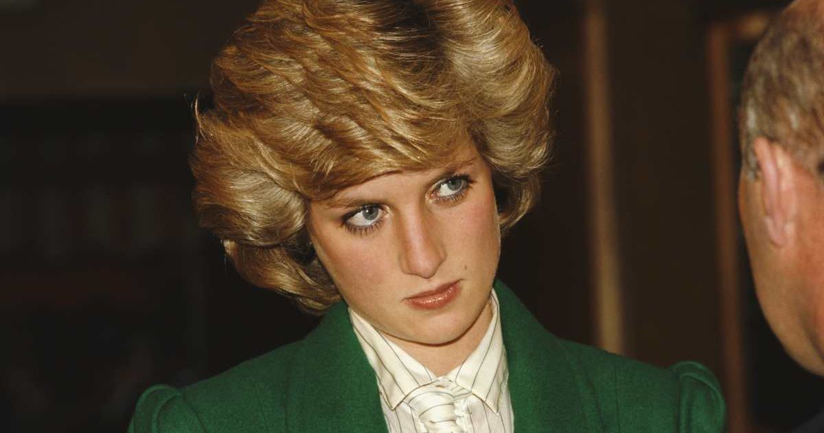 Diana, Princess of Wales (1961 - 1997) visits the St Joseph's Hospice in Hackney, London, 11th October 1985. (Cover Image Source: Getty Images | Tim Graham Photo Library)