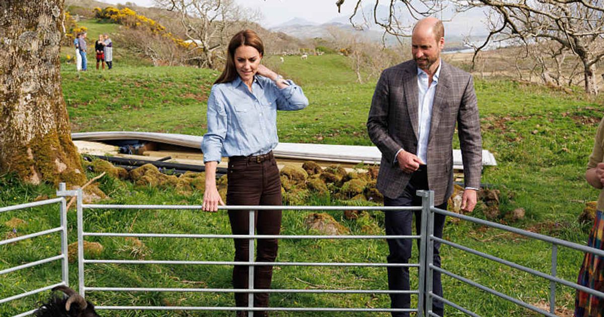 Prince William and Kate Middleton during their visit to a local croft on the west coast of Mull. (Cover Image Source: Getty Images | Robert Perry - WPA Pool)