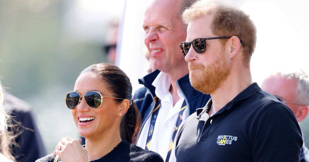 Meghan, Duchess of Sussex and Prince Harry, Duke of Sussex watch the Land Rover Driving Challenge. (Cover Image Source: Getty Images | Max Mumby/Indigo)