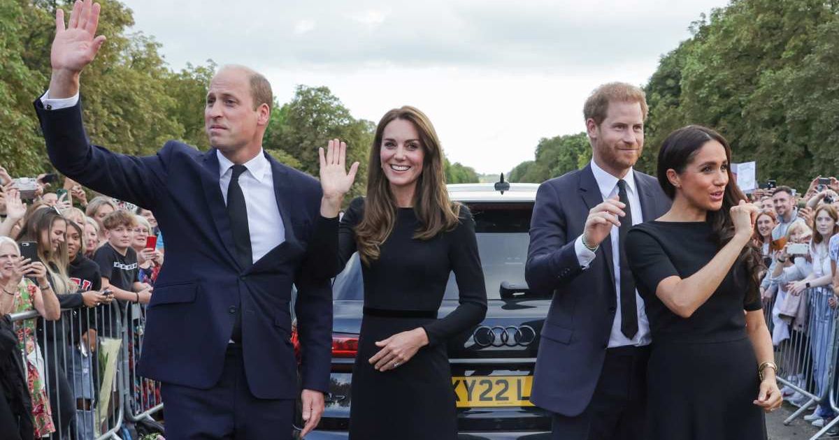 Prince William, Princess Kate, Prince Harry, and Meghan Markle wave to the crowd on the Long Walk at Windsor Castle on September 10, 2022, in Windsor. (Cover Image Source: Getty Images | Chris Jackson - WPA Pool)