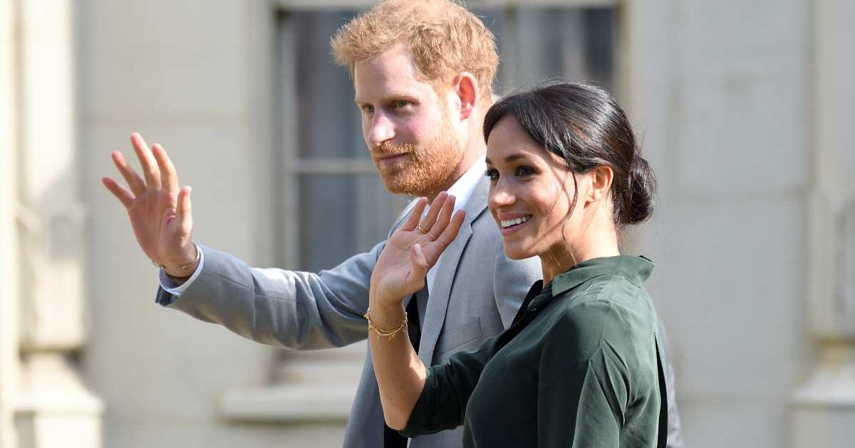 Prince Harry and Meghan Markle at the Royal Pavilion during an official visit to Sussex on October 3, 2018. (Cover Image Source: Getty Images | Karwai Tang)