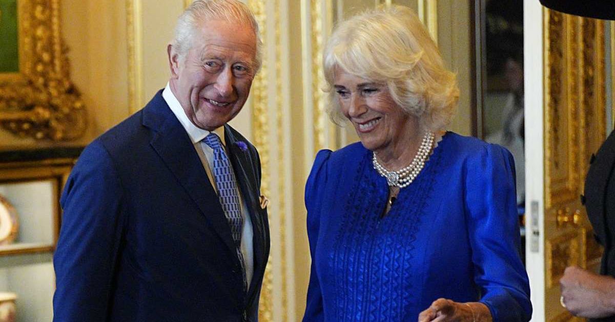 King Charles and Queen Camilla view items on display during Donald Trump's state visit. (Cover Image Source: Getty Images| Aaron Chown - WPA Pool)