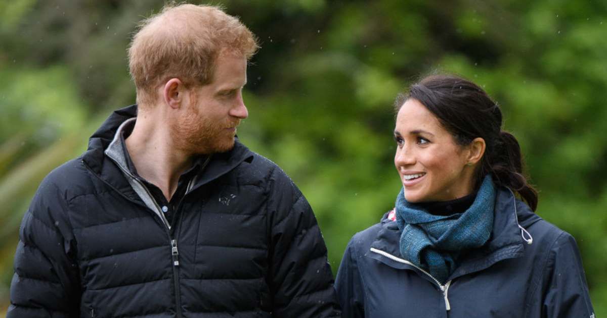 Meghan Markle and Prince Harry visit Abel Tasman National Park. (Cover Image Source: Getty Images | Pool/Samir Hussein/WireImage)