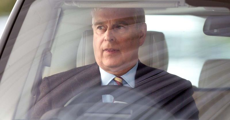 Activists Turn Buckingham Palace Gardens Into Virginia Giuffre Memorial: 'May She Be Remembered'