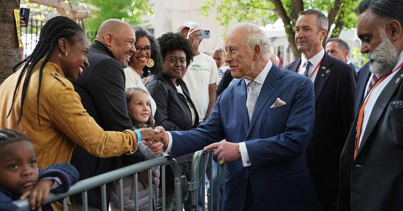 King Charles’ Harlem Stop Gets an Unexpected Reaction from the Crowd [Video]