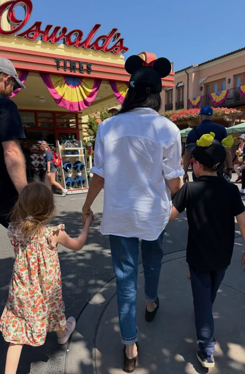 Meghan Markle and Prince Harry walk in Disneyland with Prince Archie and Princess Lilibet
