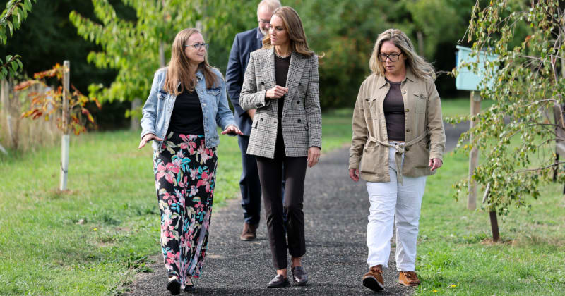 Kate Middleton Goes From Red Carpet Gown to Autumn Suit in Two Days — With One Surprise Swap