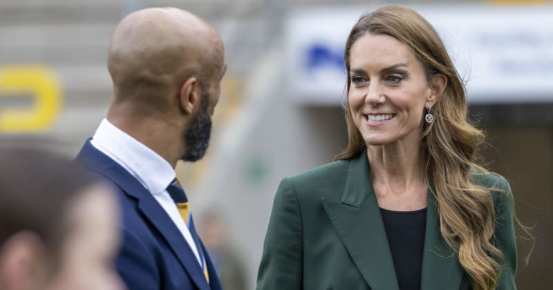 [WATCH] Little Girl Freezes When Kate Middleton Asks a Question — What She Does Next Is Pure Magic 